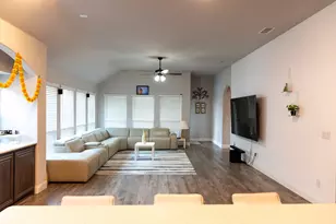 809 Woodview Ct, Anna, TX 75409 - Photo 4