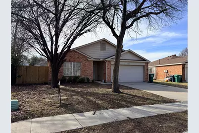 1113 Greenbend Drive, Denton, TX 76210 - Photo 2