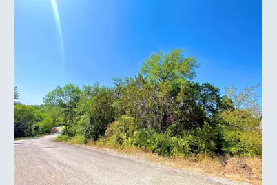 5102 Stoneridge Drive, Granbury, TX 76048 - Photo 2