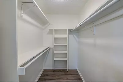 1902 Pat Ln, Carrollton, TX 75006 - Photo 12