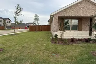 1705 Kruppa Ln, Little Elm, TX 75068 - Photo 6