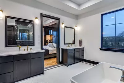 2217 Winding Creek Circle, Fort Worth, TX 76008 - Photo 18