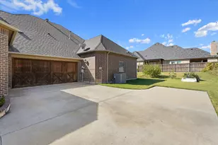 237 Katy Lake Dr, Waxahachie, TX 75165 - Photo 30
