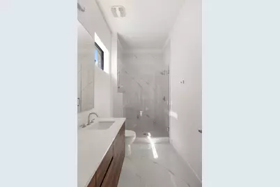 610 N Oak Cliff Boulevard #304, Dallas, TX 75208 - Photo 28