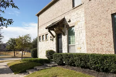 2401 Cort Drive #E, Carrollton, TX 75010 - Photo 2