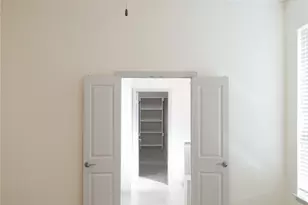 2401 Cort Dr, Carrollton, TX 75010 - Photo 12