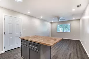 915 Grigsby Ave, Dallas, TX 75204 - Photo 8