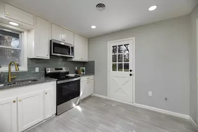 5509 Wheaton Drive, Fort Worth, TX 76133 - Photo 12