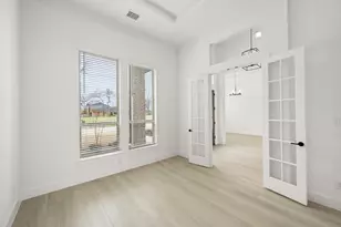 200 Broadmoor Ln, Ovilla, TX 75154 - Photo 6