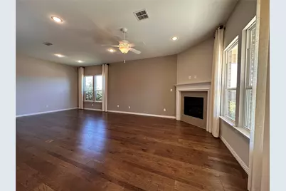 1401 Mesa Crest Drive, Fort Worth, TX 76052 - Photo 6