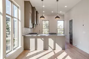 2824 Weisenberger St, Fort Worth, TX 76107 - Photo 6