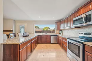 813 Stone Trail Dr, Plano, TX 75023 - Photo 10