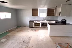 7019 Darling St, Azle, TX 76020 - Photo 6