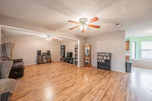 102 Perdue Ln, Weatherford, TX 76085 - Photo 6