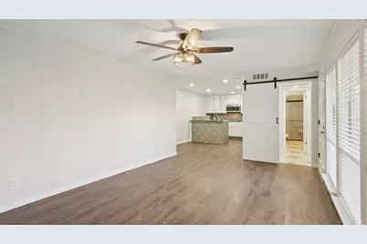 5634 Boca Raton Boulevard #108, Fort Worth, TX 76112 - Photo 6