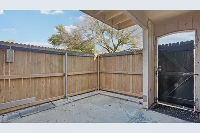 5634 Boca Raton Boulevard #108, Fort Worth, TX 76112 - Photo 4