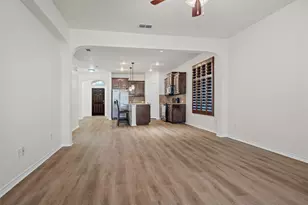 1217 Meadowlakes Dr, Azle, TX 76020 - Photo 10