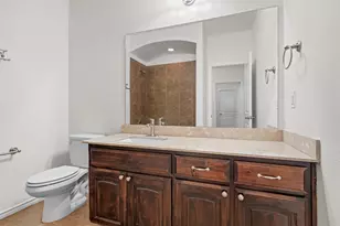 1217 Meadowlakes Dr, Azle, TX 76020 - Photo 16