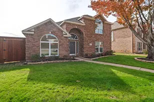 1060 Jennifer Pl, Lewisville, TX 75077 - Photo 1