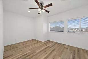 313 Nutmeg, Burleson, TX 76028 - Photo 32