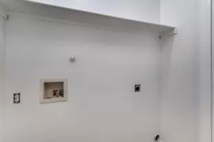 4516 Alamosa St, Fort Worth, TX 76119 - Photo 6