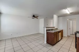 4516 Alamosa St, Fort Worth, TX 76119 - Photo 4