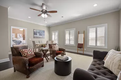 603 W 6th Avenue #203, Corsicana, TX 75110 - Photo 2