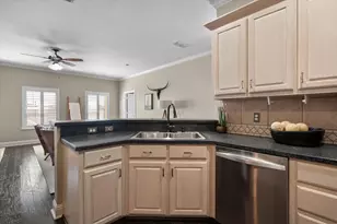 603 W 6th Ave, Corsicana, TX 75110 - Photo 26