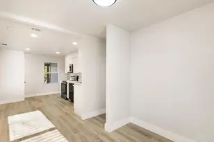 2821 NW 31st St, Fort Worth, TX 76106 - Photo 8