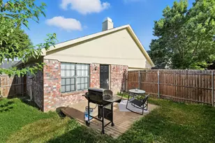 4126 Tarpon Ln, Grand Prairie, TX 75052 - Photo 18