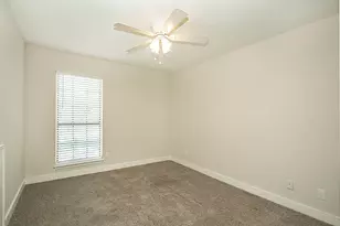 1104 Riverchase Ln, Arlington, TX 76011 - Photo 12