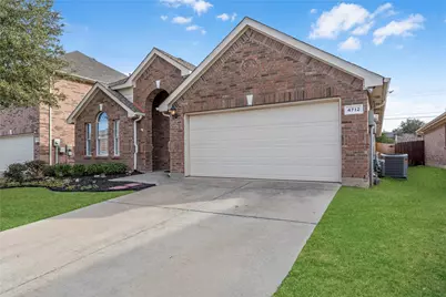 4712 Daisy Leaf Drive, Fort Worth, TX 76244 - Photo 2