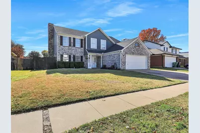 2322 Snowdon Drive, Arlington, TX 76018 - Photo 2