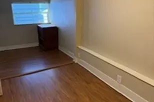 621 W Gandy St, Denison, TX 75020 - Photo 10