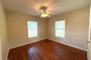 105 Calloway, Hughes Springs, TX 75656 - Photo 8