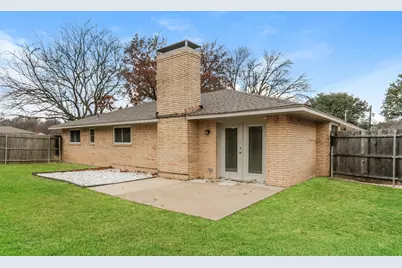 328 Bennett Circle, DeSoto, TX 75115 - Photo 14