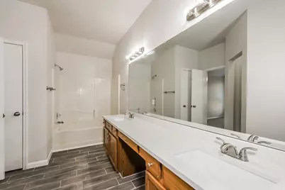 2926 Cowboy Drive, Dallas, TX 75237 - Photo 10