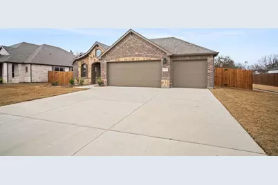 618 Kyle Drive, Tioga, TX 76271 - Photo 2