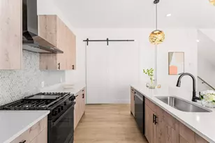 2019 N Prairie Ave, Dallas, TX 75204 - Photo 6