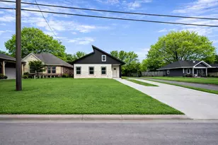 2225 College, Greenville, TX 75401 - Photo 2