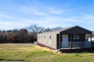145 Firefly Dr, Springtown, TX 76082 - Photo 1
