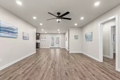 420 Huntingdon Drive, Irving, TX 75061 - Photo 6