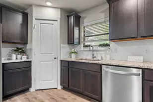 420 Huntingdon Dr, Irving, TX 75061 - Photo 16