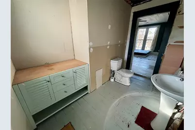 725 W 10th Street, Bonham, TX 75418 - Photo 22