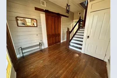 725 W 10th Street, Bonham, TX 75418 - Photo 2