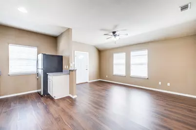 3518 8th Avenue, Fort Worth, TX 76110 - Photo 4