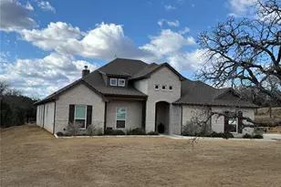 1021 Churchill Ln, Millsap, TX 76066 - Photo 2