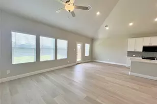 678 Woodland Ave, Lavon, TX 75166 - Photo 4