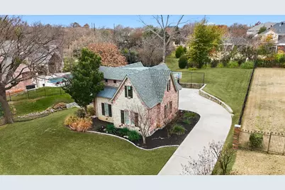 3011 High Point Drive, Flower Mound, TX 75022 - Photo 2