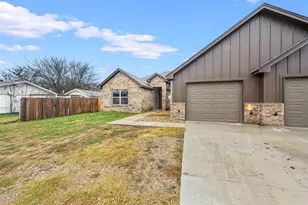 228 St Charles Dr, Springtown, TX 76082 - Photo 18